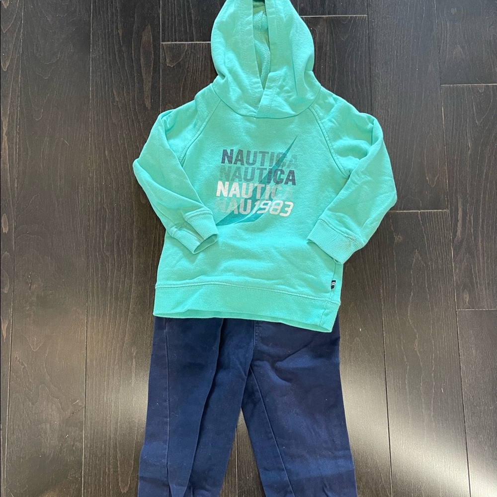 ⛵️ NAUTICA ⛵️ hoodie and long pants. Kids. 3T